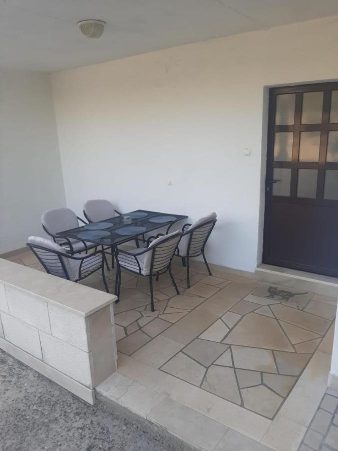 Apartmani Ino Škrip Zewnętrze zdjęcie