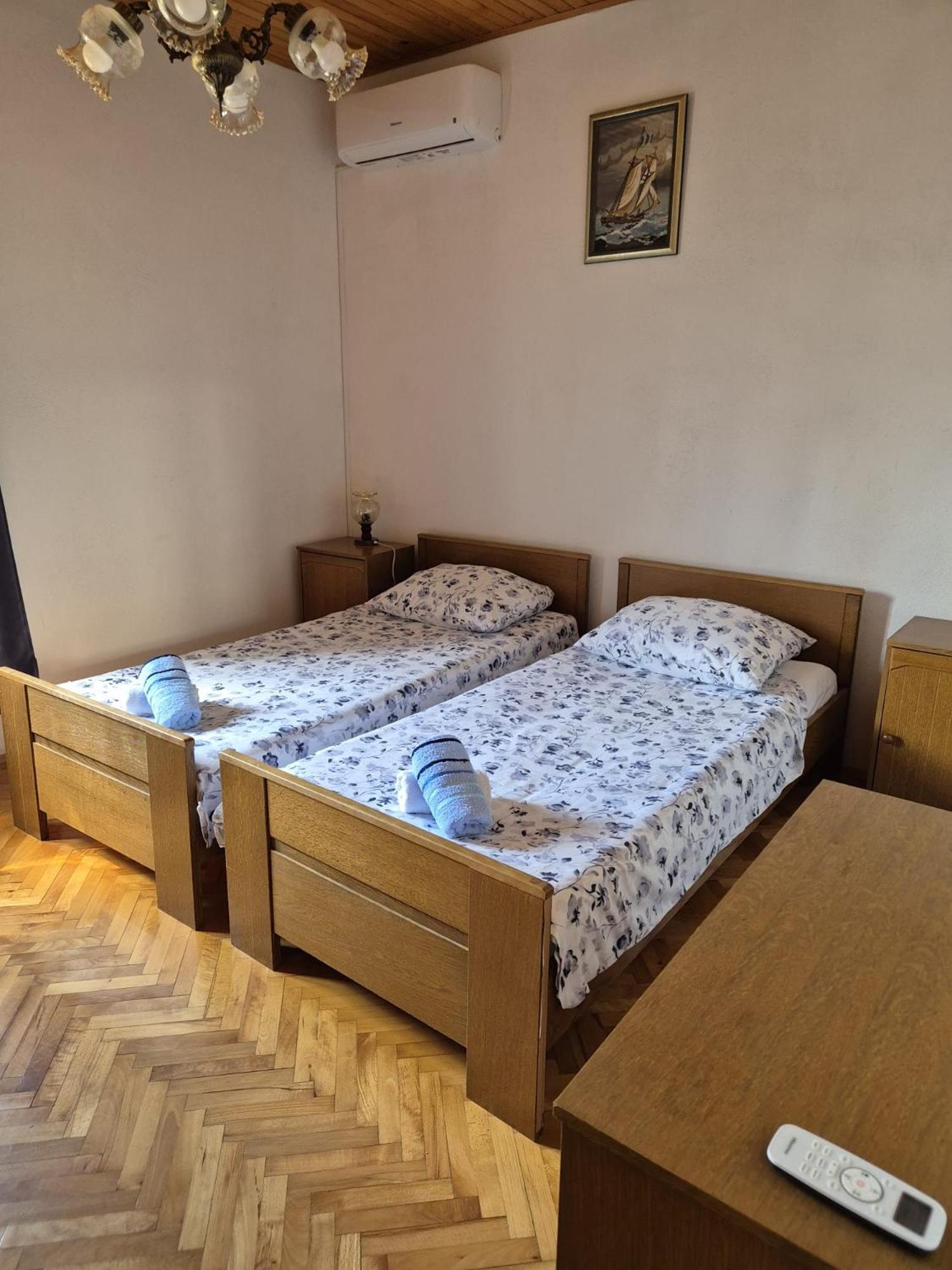 Apartmani Ino Škrip Zewnętrze zdjęcie